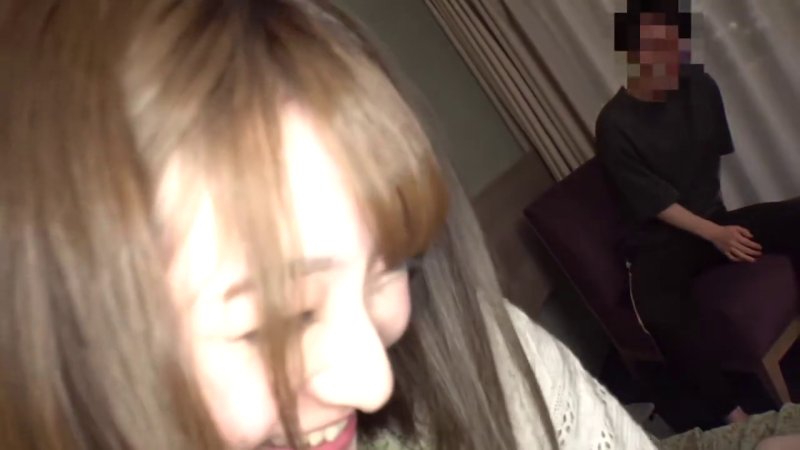 初めての3Pに挑戦する美人JD！彼氏の変態提案で、友達と交わりパコパコ乱れる