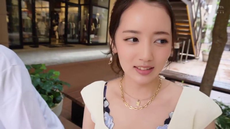 熱烈プロポーズ大作戦！容姿端麗なクール美女がテントで見せる本音