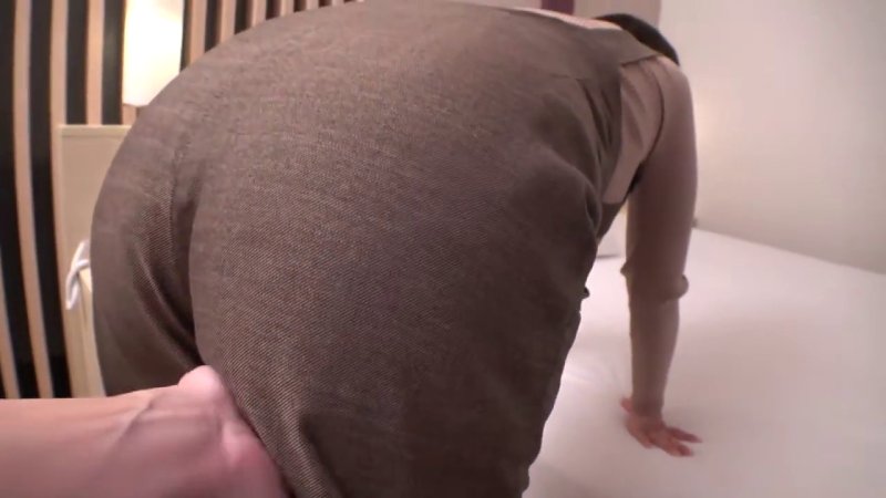 ネット応募からAV体験へ！人肌恋しい爆乳美女が痙攣アクメで悶える初撮影